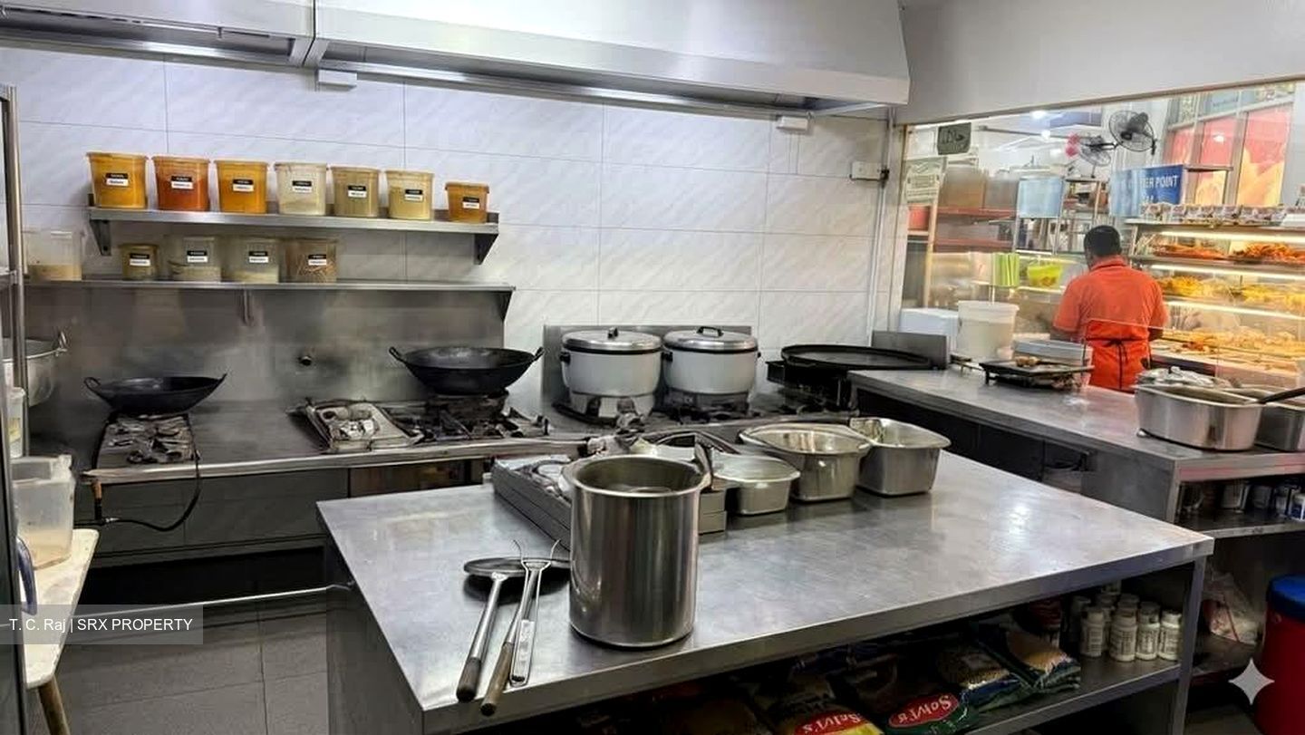 Jurong Inspection Centre (D22), Retail #561612061